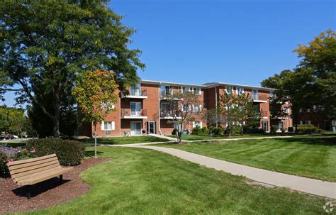 Lakehaven apartments. Learn more about Lakehaven Apartments located at 732 Bluff St, Carol Stream, IL 60188. This apartment lists for $1639-$2844/mo, and includes 1-3 beds, 1-2 baths, and 700-1100 Sq. Ft. 
