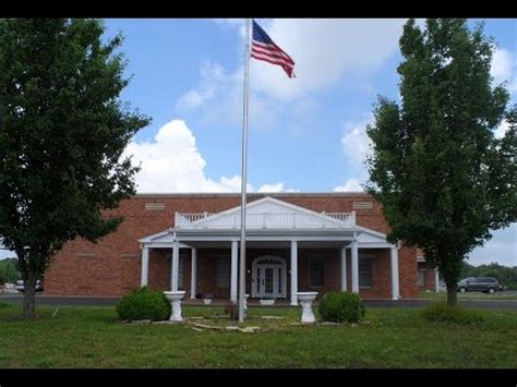 Lakeland funeral home eddyville kentucky. Visitation will be from 11 a.m. to 1 p.m. on Thursday, June 30, 2022, at Lakeland Funeral Home in Eddyville. Funeral services will Thursday at 1 p.m. at the funeral home with the Rev. Aaron Brown ... 