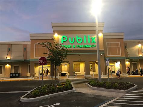 Welcome to Publix Technology, the award-winning technical group for Publix Super Markets, Inc., the largest employee-owned company in the nation. Our technology teams of 2100+ associates provide innovative, modern solutions to nearly 1400 retail stores and 200,000+ internal team members across 8 states.. 