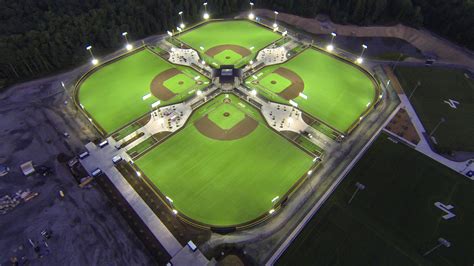 LakePoint's elite baseball facilities include 8 Major League-size fields, which are surfaced entirely with synthetic turf provided by Shaw Sports Turf. This high-tech playing surface has been designed to accurately mimic the bounce of the ball off of real dirt and grass, and will allow fields to be playable immediately after rain.. 