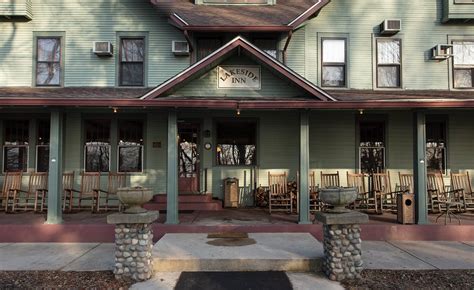 Dave's at Lakeside Inn. Unclaimed. Review. 7 reviews. #1 of 2 Restaurants in Lakeside $$ - $$$, American. 15251 Lakeshore Rd Lakeside Inn, Lakeside, MI 49116-9712. +1 269-469-4511 + Add website..
