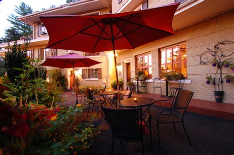 Book Lakeview at Fontana Inn & Treetop Soaking Cabanas, Bryson City on Tripadvisor: See 289 traveller reviews, 236 candid photos, and great deals for Lakeview at Fontana Inn & Treetop Soaking Cabanas, ranked #2 of 11 hotels in …. 
