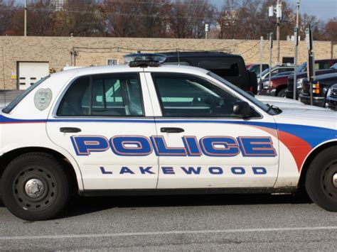 Lakewood oh police blotter. A caller at 9:15 a.m. on March 15 reported to police finding a Dodge Ram pickup truck with dog feces smeared on it and a garbage can tied to the door. A resident called the police department at 6: ... 