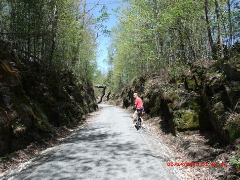 Lamoille valley rail trail. The remaining segments of trail are scheduled to be awarded through October 2021 and include: • West Danville to Hardwick, 17.85 miles; Cambridge to Sheldon, 18.37 miles; and Hardwick to Morrisville, 12.44 miles. The trail is anticipated to be completed by the end of 2022. It will be the longest rail trail in New England. 