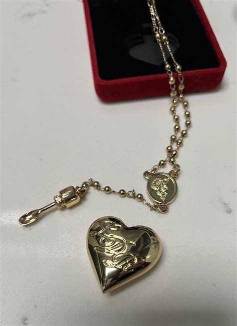 Lana Del Rey Sweet like cinnamon lyric heart shaped locket necklace. (119) £20.00. Cherry Earrings & Necklace Cherry Gold Necklace,Gold Cherry Styles Jewelry,Lana Del Rey Cherry,Red Cherry. Birthday Gift Women.. 