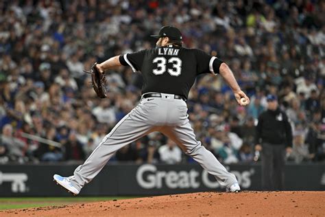 Lance Lynn’s 1-hit, 11-strikeout effort is wasted as the Chicago White Sox lose 6-2 in 11 innings to open a doubleheader