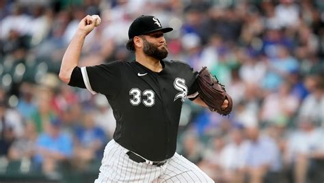Lance Lynn and Joe Kelly are heading to the NL West-leading Dodgers in a trade with the White Sox