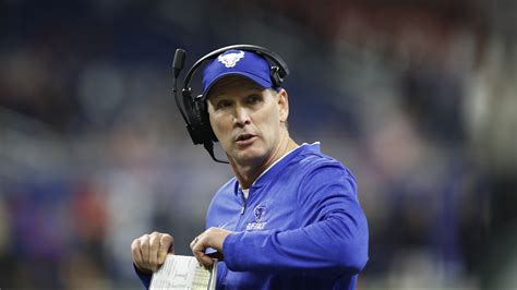 Lance leipold coaching history. Sep 25, 2023 · Lance Leipold also made a push for this spot as his Kansas Jayhawks are now ranked in the AP Top 25, but it’s going to take a serious Big 12 title push for me to be higher on him since he’s ... 