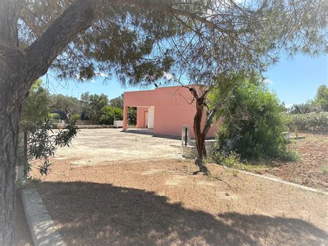 Land for sale in San Vito dei Normanni, Brindisi, Apulia, Italy