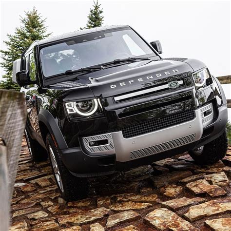 Land rover solon. Find a new or used Land Rover SUV at Land Rover Solon, a dealer near Cleveland, Ohio. Enjoy the benefits of a 7-year/100,000-mile limited warranty, financing and lease deals, service center, and community … 