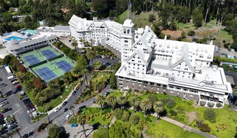 Landmark East Bay Claremont hotel is bought for more than $160 million