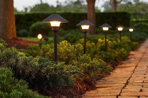 Landscape lighting low voltage. The standard voltage of a home electrical outlet in the United States is 120 volts, although the actual voltage supplied may be as low as 110 volts, due to line conditions. A few a... 