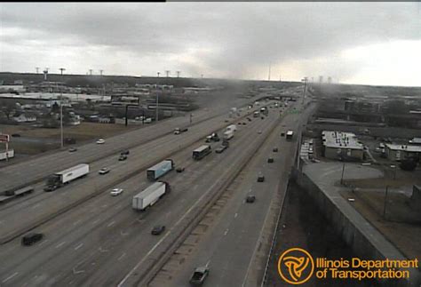 Lansing traffic cameras. Plan your morning commute or road trip East Lansing, MI with the help of our live traffic cams and local road condition reports 