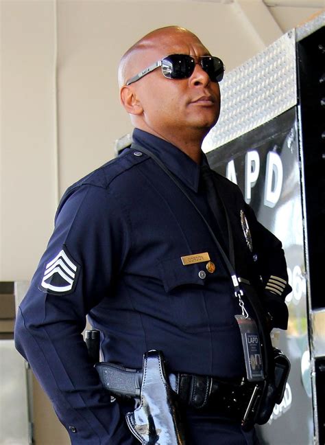 Lapd sergeant salary. The 2009 Police Sergeant examination is expected to open for filing at the end of October 2008. The examination will consist of a qualifying multiple-choice written test, an advisory essay, and a 100% weighted oral interview (includes a review of your application; advisory essay; and personnel folder). The administration of the written test and ... 