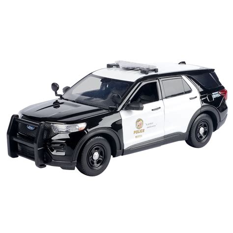Lapd shop.  From everyday essentials to trending statement pieces.  Authorized LAPD me...