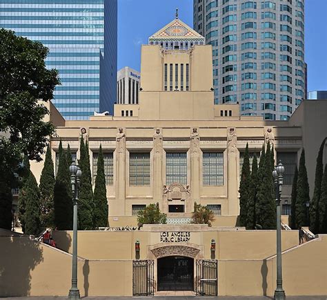 The Los Angeles Public Library serves the largest most diverse po