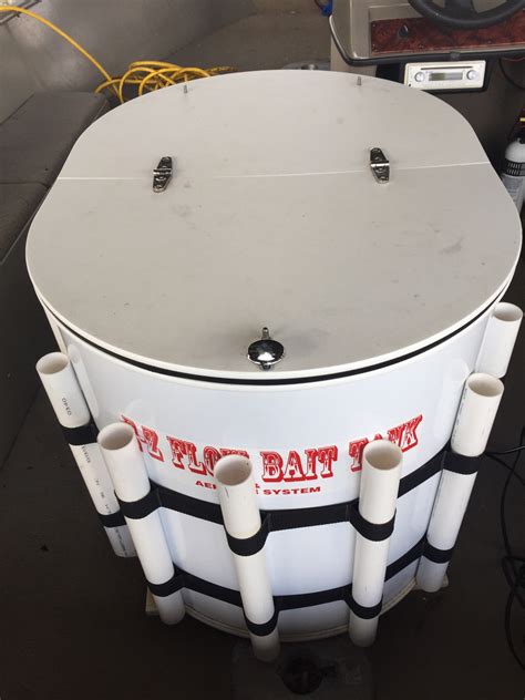 Large bait tanks. If you’re an angler who needs to maintain large amounts of live bait, you’ll want to look into the aeration systems offered by Oxygen Edge. The Oxygen Edge system consists of a refillable oxygen tank, a solid-brass regulator, and all the hardware you’ll need to keep up to 200 pounds of live bait healthy, happy and ready for action. After ... 