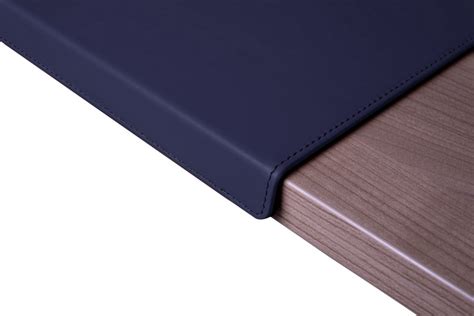 Large desk pad with edge protector - LUCRIN UK Ltd