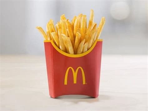 Large french fries at mcdonalds. Sep 15, 2022 · French fries can be a good source of certain vitamins and minerals, including vitamin C (9.7mg), vitamin B6 (0.265mg), and vitamin K (16.3mcg). But again, the nutrients you get from fries can depend on the preparation method. Potato skins are known to contain more nutrients (such as potassium, fiber, and B vitamins), so if you consume fries ... 