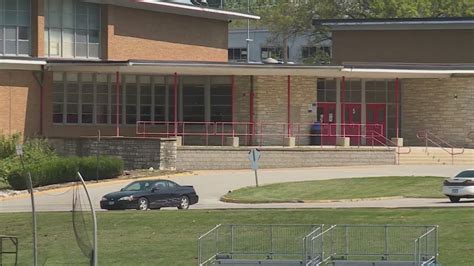Large number of teachers absent at Ferguson-Florissant high school
