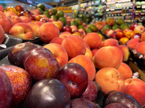 Large retailers such as Publix, Walmart, Aldi received recalled stone fruit, FDA warns