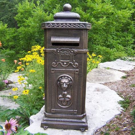 Large vintage mailbox. Jun 27, 2022 · Source EM. 6. Use An Old Mailbox As A Farmhouse Toilet Paper Holder. Stand your cute vintage mailbox on the end and open the lid to display rolls of toilet paper. This would be so cute in any vintage or farmhouse bathroom. 7. Mailbox Garden Art. Paint your old mailbox to create colorful outdoor garden art. 