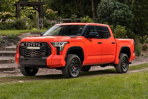 Fortunately, the team at RealTruck has handled the dirty work! In this guide, we’re compiling a list of Toyota Tundra tire sizes, including all factory sizes by configuration and generation, and our recommended wheel/tire sizes for alternative suspension setups. ... +20) 3.5” Lift Kit. 35x12.50R20 on 20x9 (+0, +1, -12) 285/55R22 on 22x10 .... 