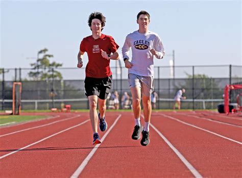 Larnard brothers fuel strong BC High cross country team