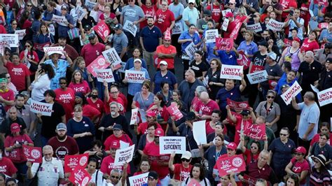 Las Vegas hospitality workers could go on strike as union holds authorization vote