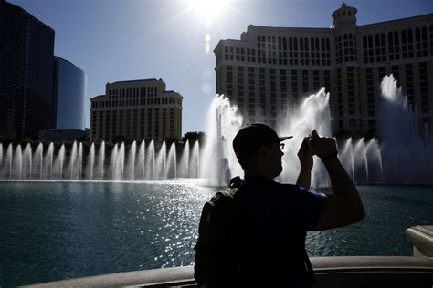 Las Vegas water agency seeks power to limit residential use