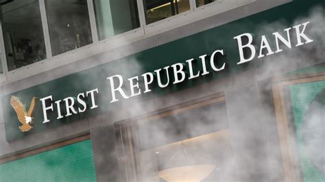 Las acciones de First Republic Bank se desploman un 60% mientras persisten los temores sobre los bancos regionales