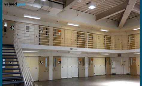 Las cruces detention center inmates. 21 Jul 2020 ... This posting closes at 5:00 pm on the closing date. Under general supervision, responsible for the supervision of detainees and inmates ... 