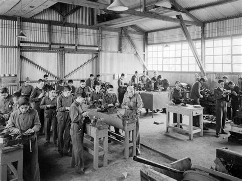 Las escuelas de artes y oficios y el proceso de modernización en el país vasco, 1879 1929. - Vauxhallopel corsa service and repair manual 1997 to 2000 haynes service and repair manuals.