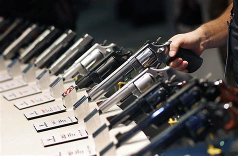 Las vegas gun shows. LAS VEGAS (KLAS) — A federal report on guns and crime shows that police recovered and traced more than 23,000 weapons over a five-year span in Las Vegas, with pistols accounting for three of every four weapons. Glock 9mm pistols are the guns most commonly recovered in criminal investigations in Las Vegas. The report indicates about a third of ... 
