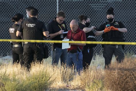 Las vegas homicides 2023. First-quarter NLV homicides rise 140% compared with 2023. A security officer guards talks to a North Las Vegas Police officer at an apartment complex in the 2200 block of East Nelson Avenue in ... 