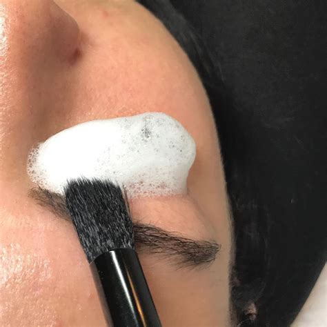 Lash bath. This vegan-friendly foaming Lash Bath will keep your lashes free of oil, debris, and other proteins or impurities. A small pump of cleanser and cleansing ... 