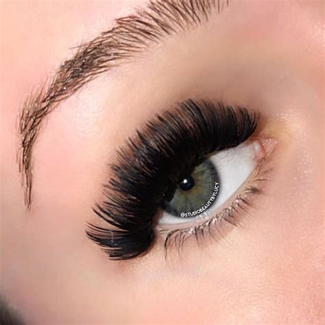 Lashe. SoCo Lashes is a supplier of professional eyelash extensions, accessories and supplies for Lash Artists. We are the leader in creative lashing and eclectic hybrid Lashes. we are passionate about providing quality products that help lash Artis thrive, while minimizing the impact on the environment. 