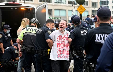 Latest 300 arrest. 4 days ago · New York City Mayor Eric Adams says about 300 people were arrested in police crackdowns on pro-Palestinian protests at Columbia University and City College. Adams, a Democrat who was formerly a ... 
