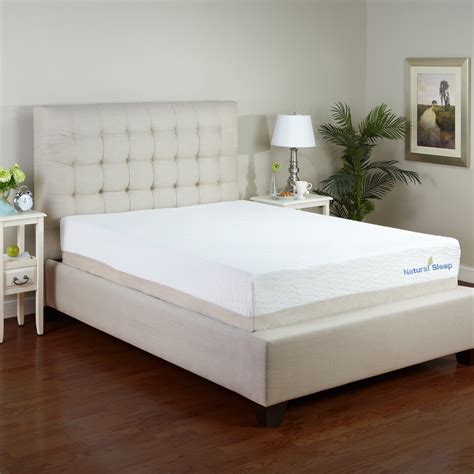 Latex foam mattress. Are you tired of tossing and turning on your old, uncomfortable mattress? It may be time to consider investing in a natural latex mattress. Not only are these mattresses known for ... 