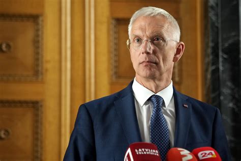 Latvian prime minister announces resignation
