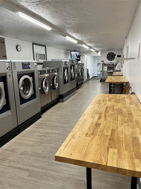 Laundromat southington ct. OPEN HOUSE: Sunday, April 28, 2024 11:00 AM - 1:00 PM. For Sale - 207 East St, Southington, CT - $730,000. View details, map and photos of this single family property with 3 bedrooms and 4 total baths. MLS# 24007031. 