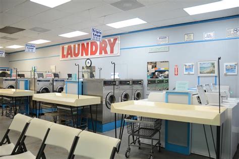 Laundromats for sale in Florida are a great business.