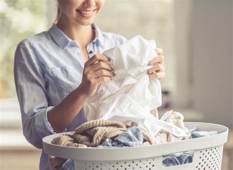 Laundry Hygiene FAQ: How to Disinfect Clothes Persil