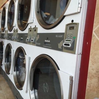 Laundry World. 1332-38 East Algonquin Rd. Algonquin, IL 6