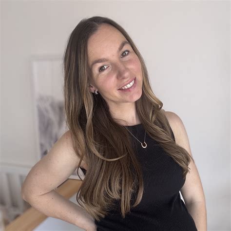 💦 Laura Roberts Onlyfans Leak (SEX) 53 Photos