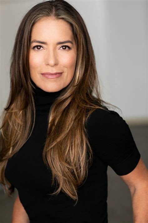 Laura wasser. As a high-powered Hollywood divorce attorney, Laura Wasser, 49, has seen her fair share of love gone bad: brawling fights, water glasses tossed across the room, and one time, a stiletto heel that ... 