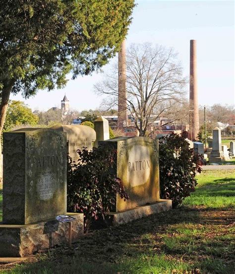 Laurelwood Cemetery - Home