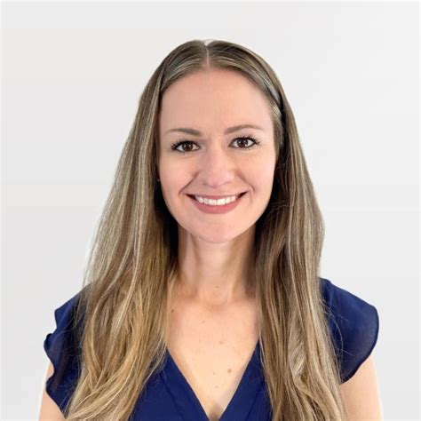 Lauren Miller Linkedin Dubai