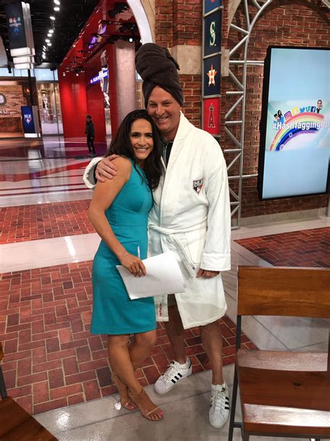 Lauren shehadi boyfriend. Oct 18, 2021 · Lauren Shehadi Net Worth. Lauren Shehadi is a renowned sportscaster who works for MLB Network. She is presumed to have a net worth of around $100,000 to $1, 000, 0000. Whatever she earns comes from her reporting career. She received an annual salary of the range of $200,000 to $250,000. 
