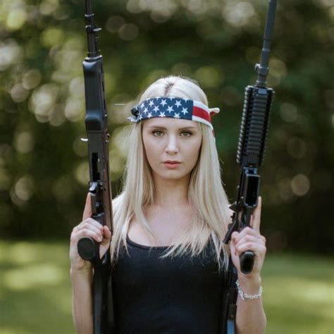 Lauren southern nude. r/JessicaSouthern: Welcome to the Jessica Southern (Lauren Southern's sista) appreciation Subreddit! 